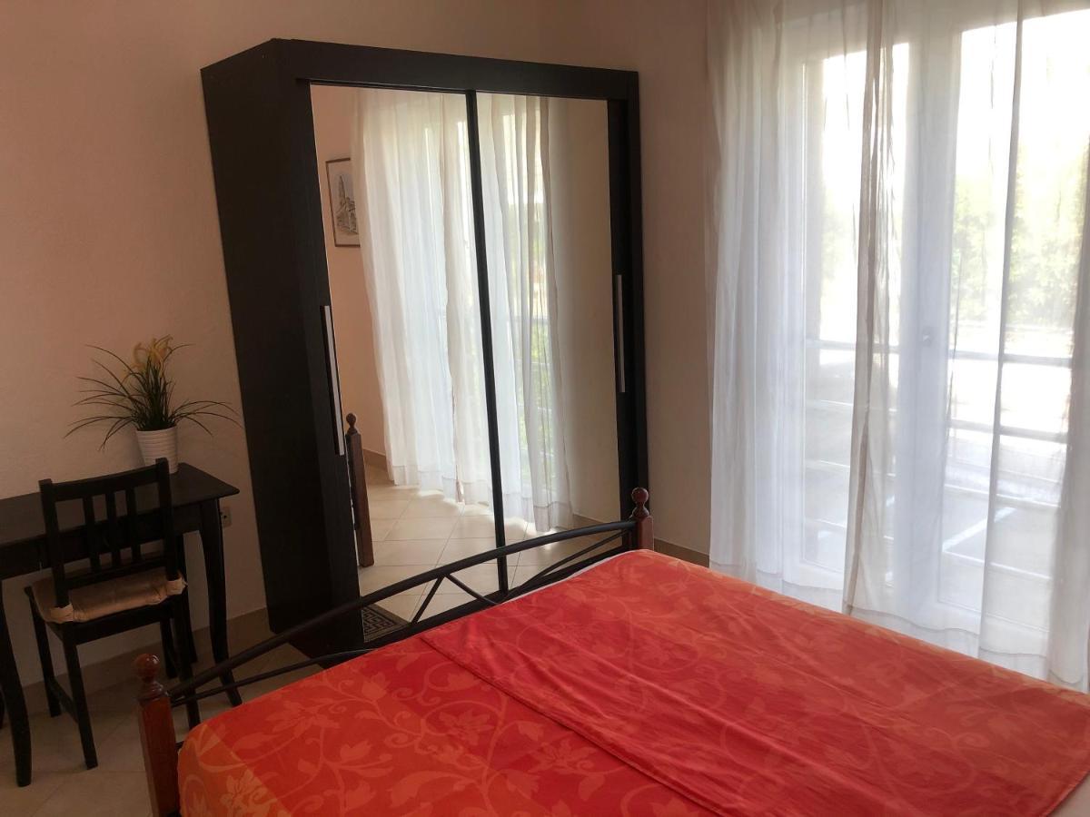 Dalmatia Apartments Podstrana Buitenkant foto